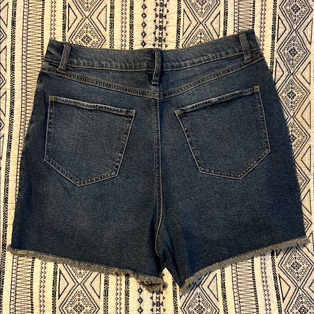 Rewash Super High Rise Shorts - Picture 2 of 4